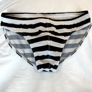 Charlie max stripe lifeguard swim brief, men’s size small.